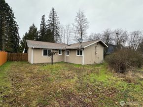 520 Butte Avenue, Pacific WA 98047