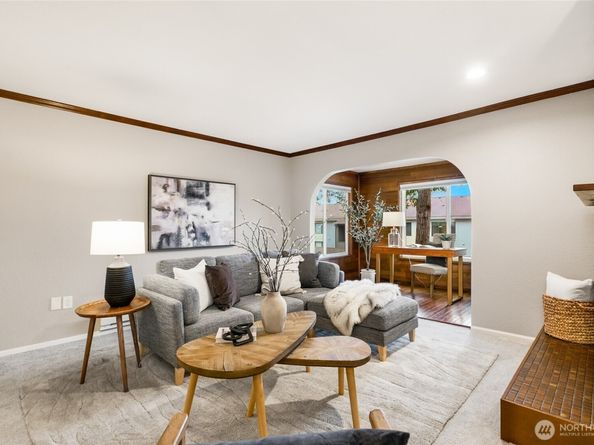 705 136th Place NE A5, Bellevue WA 98005