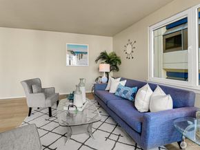 76 Cedar Street 808, Seattle WA 98121