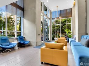 76 Cedar Street 808, Seattle WA 98121