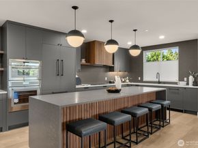 238 4th Avenue 100, Kirkland WA 98033