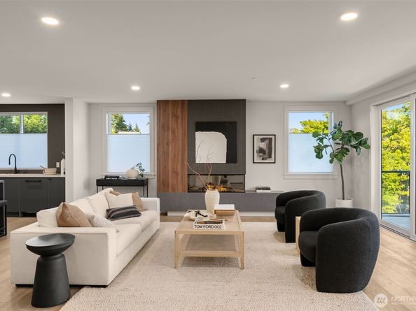 238 4th Avenue 100, Kirkland WA 98033