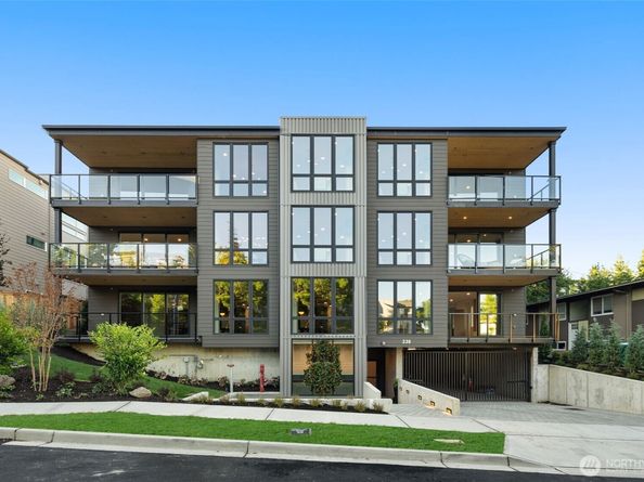 238 4th Avenue 100, Kirkland WA 98033