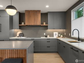 238 4th Avenue 100, Kirkland WA 98033