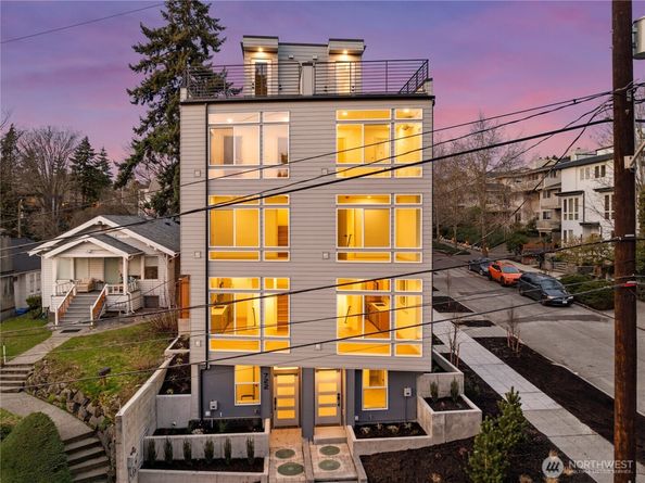 724 N 36th Street, Seattle WA 98103