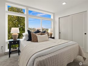 724 N 36th Street, Seattle WA 98103