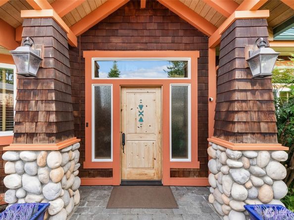 16375 NE 44th Court, Redmond WA 98052