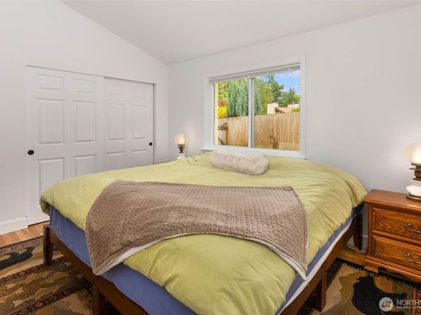 16375 NE 44th Court, Redmond WA 98052