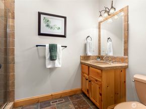 16375 NE 44th Court, Redmond WA 98052