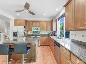 17681 NE 121st Court, Redmond WA 98052