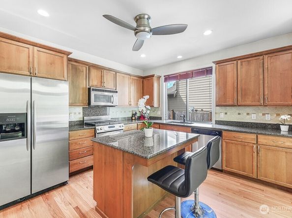 17681 NE 121st Court, Redmond WA 98052