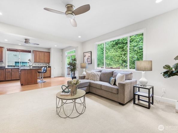 17681 NE 121st Court, Redmond WA 98052