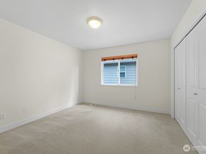 17681 NE 121st Court, Redmond WA 98052