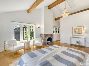 1542 Grand Avenue, Seattle WA 98122