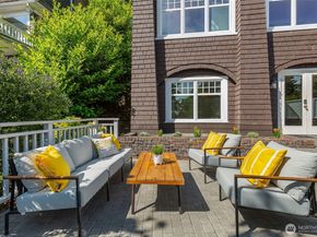 1542 Grand Avenue, Seattle WA 98122