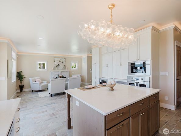14210 Olalla Crest Lane SE, Olalla WA 98359