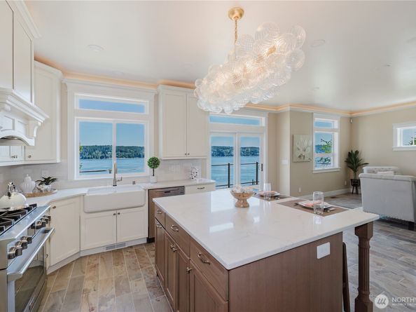 14210 Olalla Crest Lane SE, Olalla WA 98359