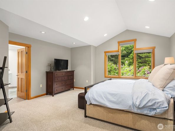 12514 NE 65th Street, Kirkland WA 98033