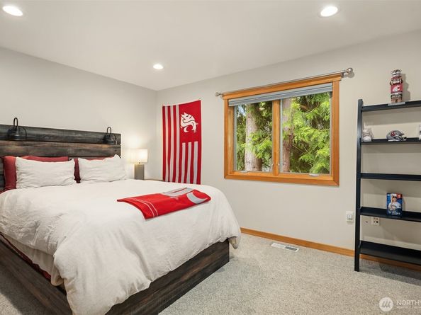 12514 NE 65th Street, Kirkland WA 98033