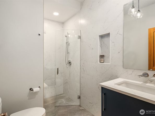 12514 NE 65th Street, Kirkland WA 98033