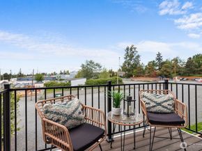 15726 40TH Avenue W B6, Lynnwood WA 98087