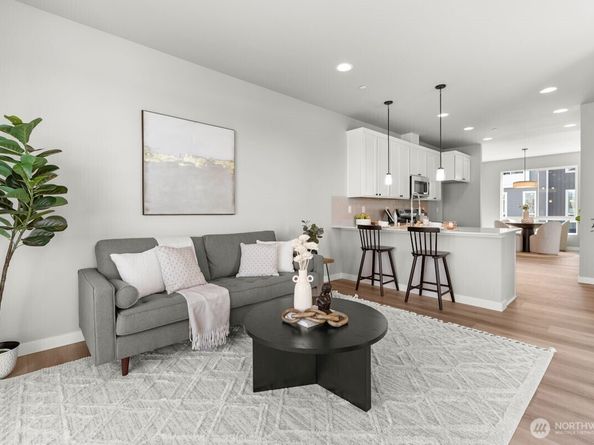 15726 40TH Avenue W B6, Lynnwood WA 98087