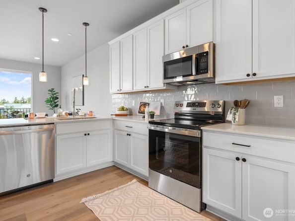 15726 40TH Avenue W B6, Lynnwood WA 98087