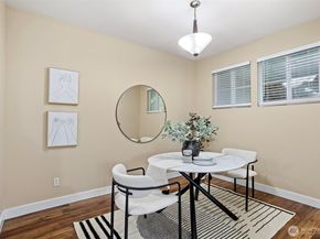 5292 236th Place SE 241, Issaquah WA 98029