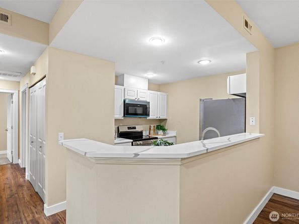 5292 236th Place SE 241, Issaquah WA 98029