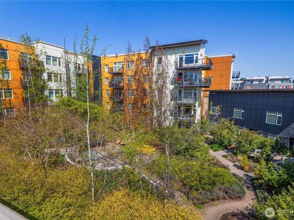 15100 6th Avenue SW 730, Burien WA 98166