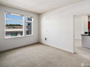 15100 6th Avenue SW 730, Burien WA 98166