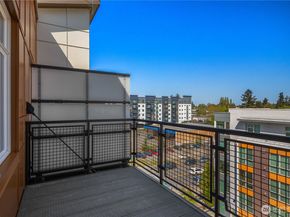 15100 6th Avenue SW 730, Burien WA 98166