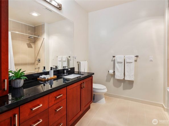 15100 6th Avenue SW 730, Burien WA 98166