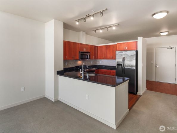 15100 6th Avenue SW 730, Burien WA 98166
