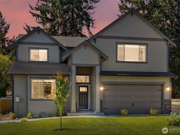 26919 30th Place S 14, Kent WA 98032