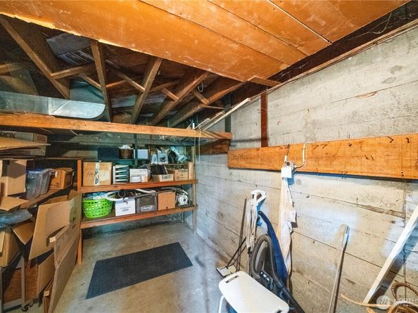 2518 36th Avenue W, Seattle WA 98199