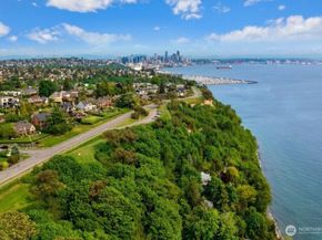 2518 36th Avenue W, Seattle WA 98199
