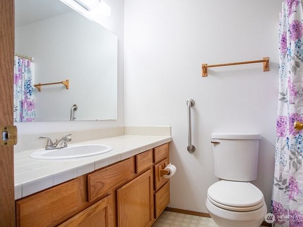 1994 Advantage Avenue, Port Orchard WA 98366