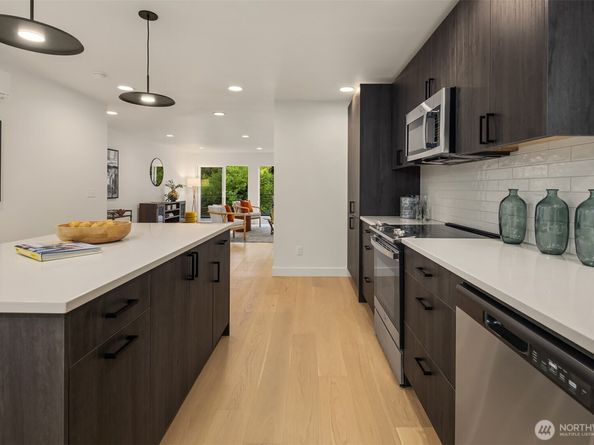 13548 39th Avenue NE C, Seattle WA 98125