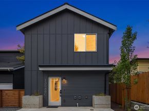 13548 39th Avenue NE C, Seattle WA 98125