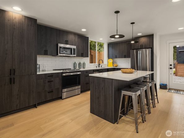 13548 39th Avenue NE C, Seattle WA 98125