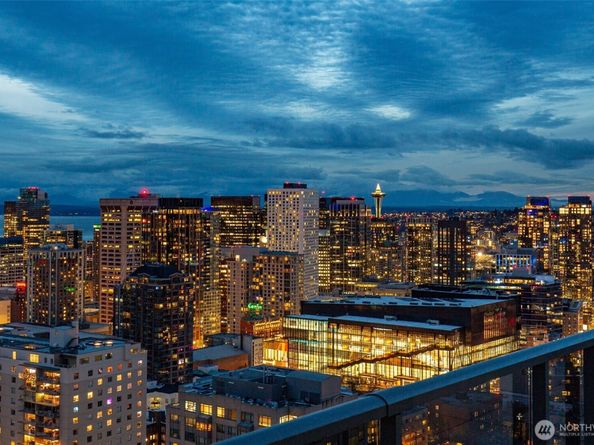 1321 Seneca Street 1001, Seattle WA 98101