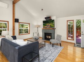 537 30th Avenue E, Seattle WA 98112