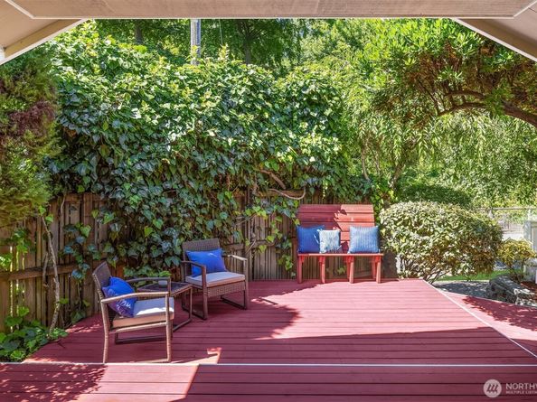 537 30th Avenue E, Seattle WA 98112