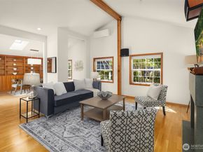 537 30th Avenue E, Seattle WA 98112