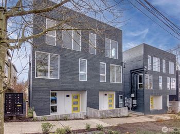 2713 E Yesler Way