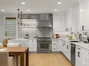 8237 122nd Avenue NE, Kirkland WA 98033