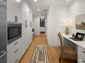 8237 122nd Avenue NE, Kirkland WA 98033