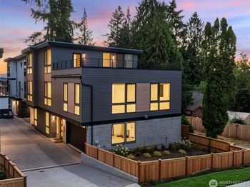 8237 122nd Avenue NE