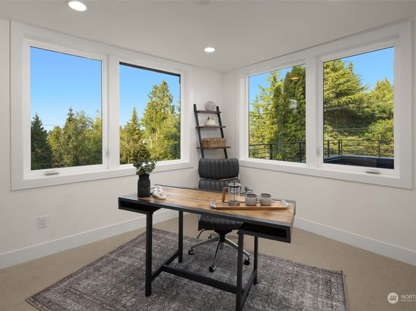 8237 122nd Avenue NE, Kirkland WA 98033